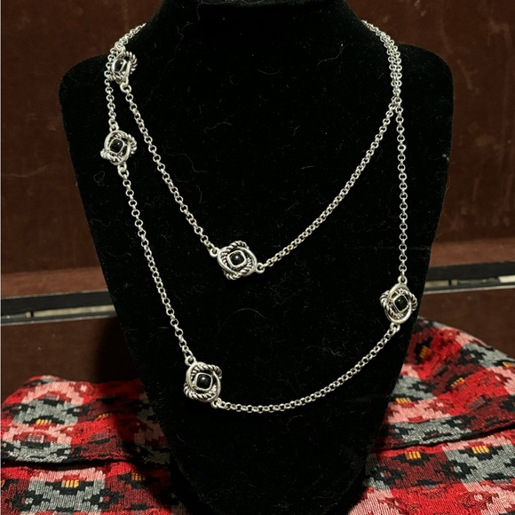 Silver and Black Necklace Set - Picture 5 of 8